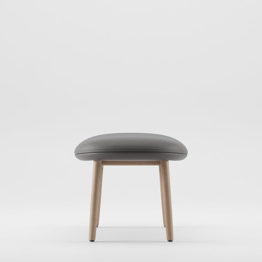 NEVA Hocker aus Massivholz – Lorenz Laurent Home
