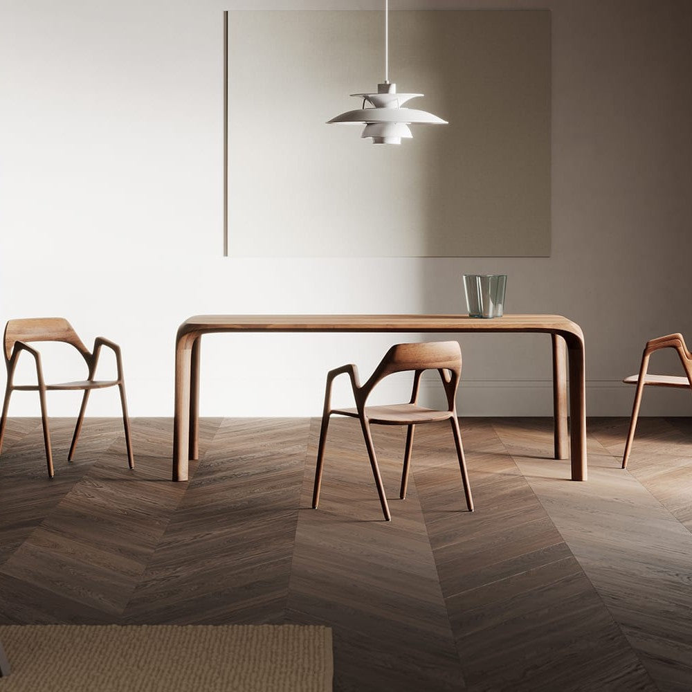GING Stuhl im Raum – Lorenz Laurent Home