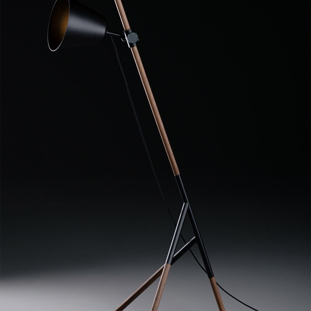 INSERT Leuchte im Raum – Lorenz Laurent Home