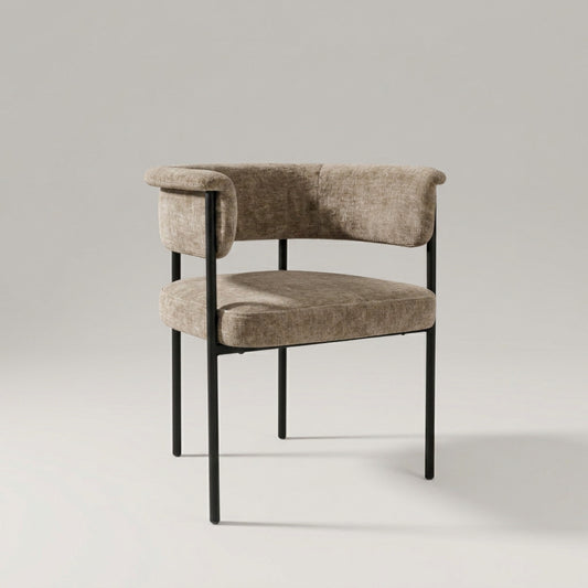 Lorenz Laurent – CURVA Sessel mit Chenillebezug und schwarzem Metallgestell
