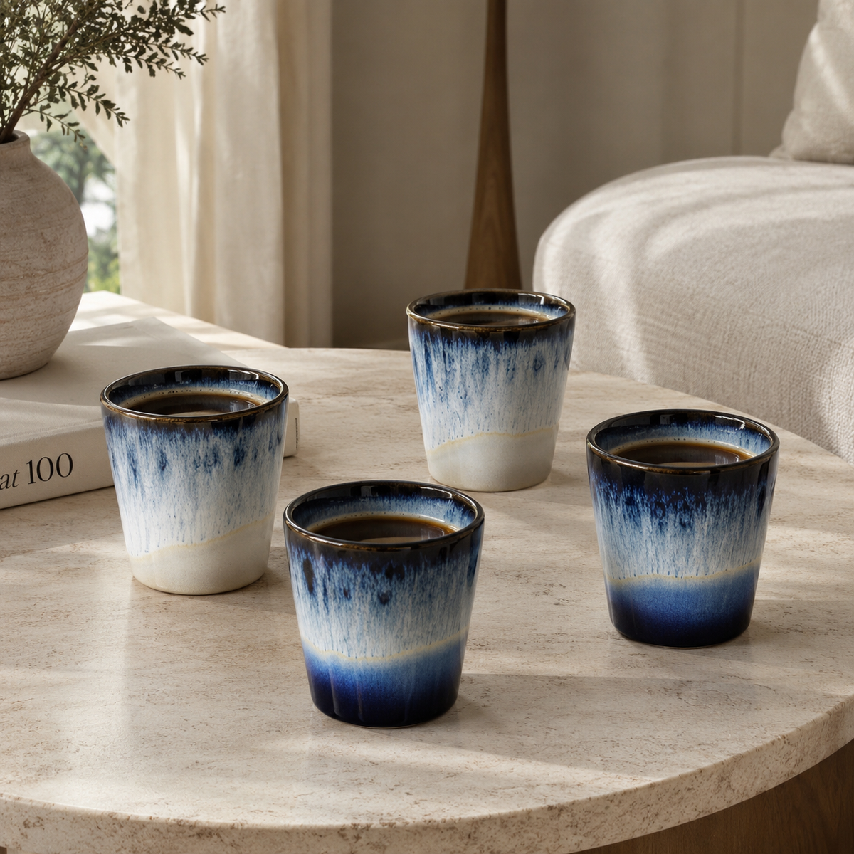 AIME Kaffeetassen aus glasierter Keramik in Weiß, auch als 4-teiliges Set erhältlich – Lorenz Laurent Home