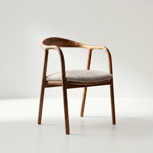 ATLAS Stuhl aus massivem Walnussholz in warmem Braunton, 45 x 45 x 80 cm – Lorenz Laurent Home
