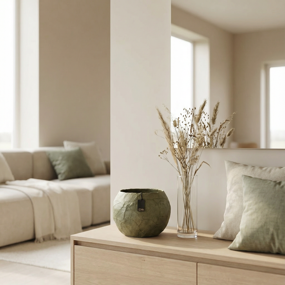 OOhh Pulp Vase aus recyceltem Papier, handgefertigt in Sri Lanka, auch als Übertopf nutzbar – Lorenz Laurent Home