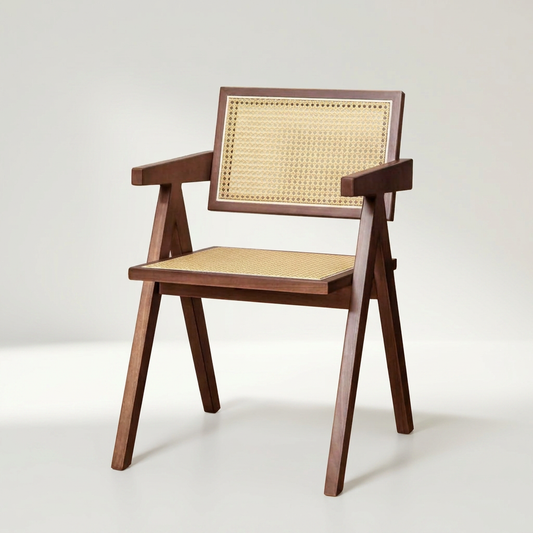 PIERO Armlehnstuhl aus Massivholz und Rattan in Naturholz, Sitzhöhe 44 cm – Lorenz Laurent Home