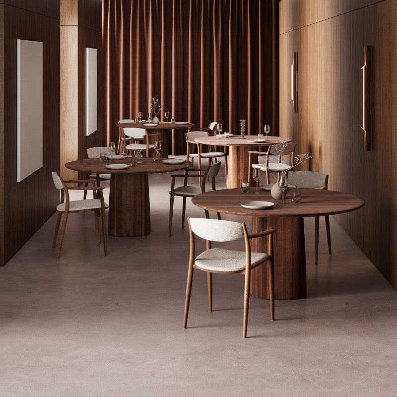 NILA Stuhl im Raum – Lorenz Laurent Home