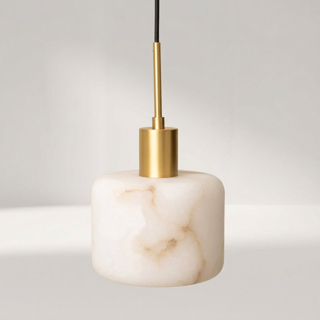 OPAL Pendelleuchte aus Alabaster mit Fassung aus satiniertem Messing