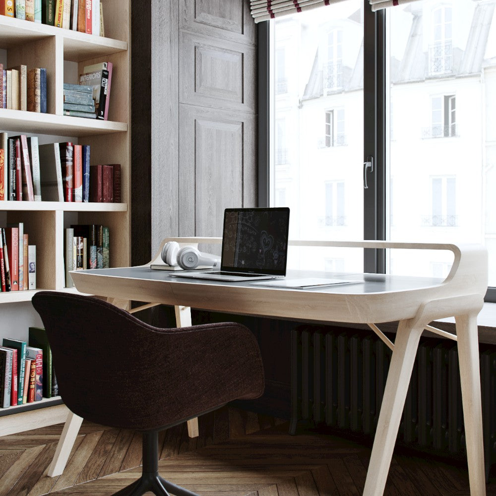 PICARD Schreibtisch im Raum, abgebildet mit Ablage – Lorenz Laurent Home