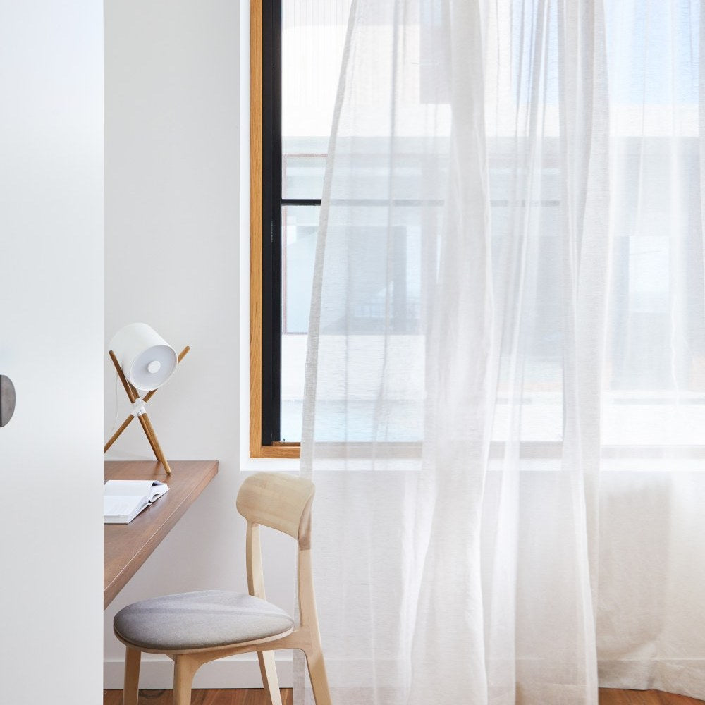 TANKA Stuhl im Raum – Lorenz Laurent Home